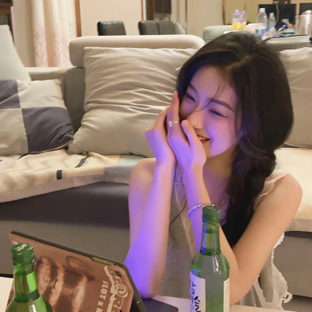 凯旋在子夜